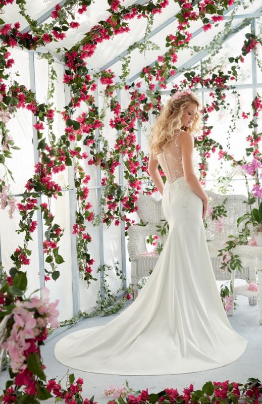 robe en mousseline fluide PLUS DISPONIBLE